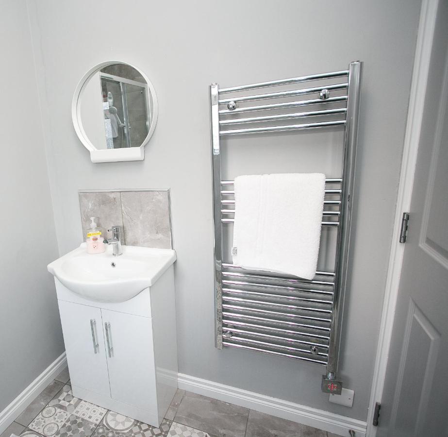 Apt3, No 2 Antrim Gardens, Portrush With Seaview Eksteriør billede