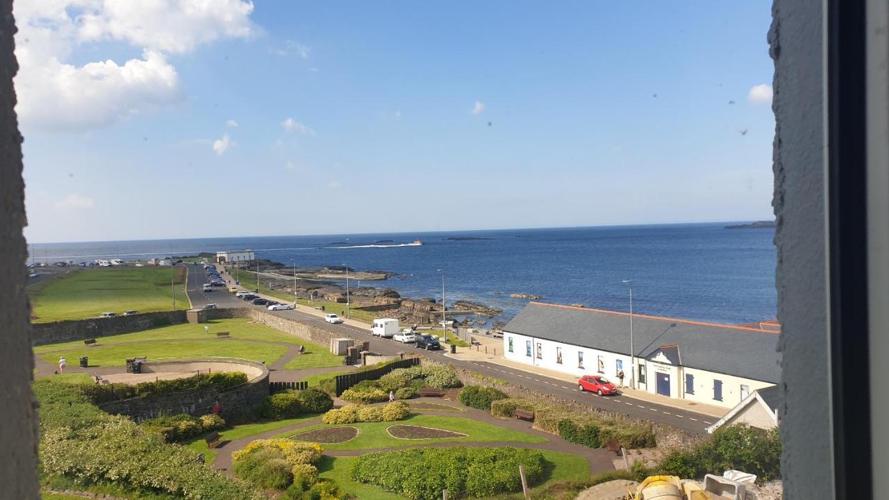 Apt3, No 2 Antrim Gardens, Portrush With Seaview Eksteriør billede