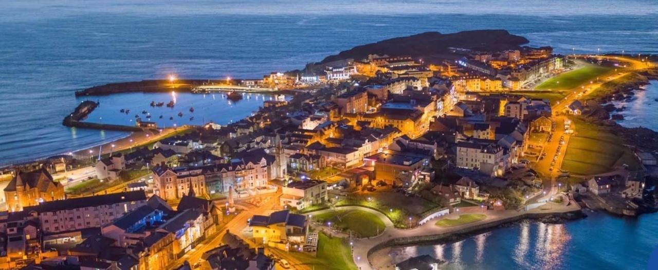 Apt3, No 2 Antrim Gardens, Portrush With Seaview Eksteriør billede